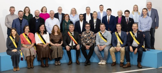  (vergroot foto)