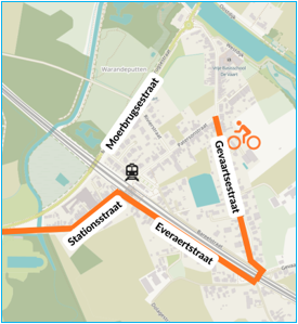 Kaart met wegen in oranje en een fietssymbool bij de Gevaartsstraat in een dorp.